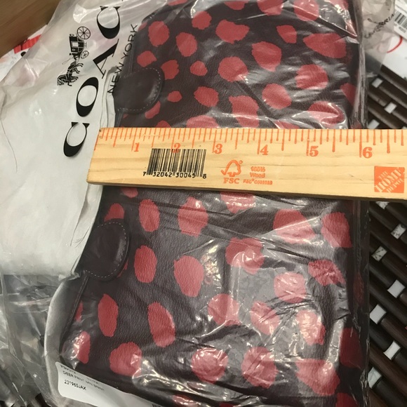 Coach purse - Picture 6 of 6